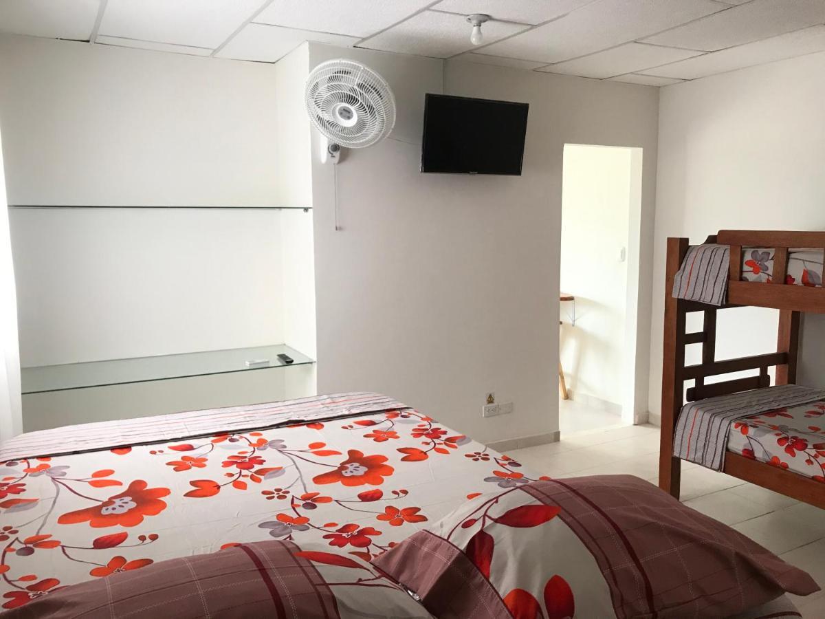 Hospedaje Caribe Express Apartment Cartagena ภายนอก รูปภาพ