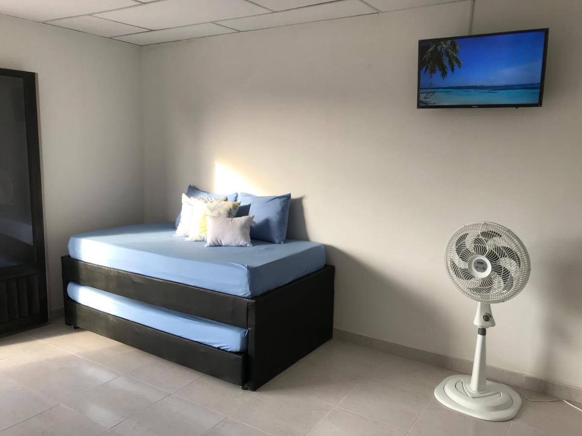 Hospedaje Caribe Express Apartment Cartagena ภายนอก รูปภาพ